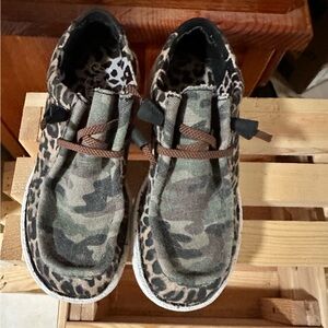 Justin slip on shoes size 7.5